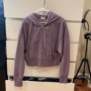 Cropped hoodie